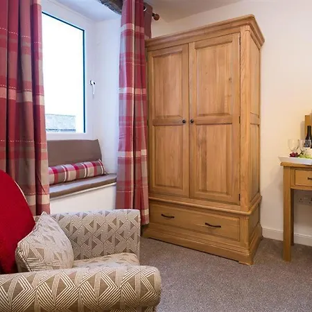 The Cats Bield * קזיק